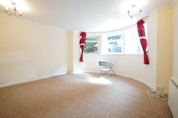 2 Bedroom Flat To Rent In Woodland Road, Clifton, BS8