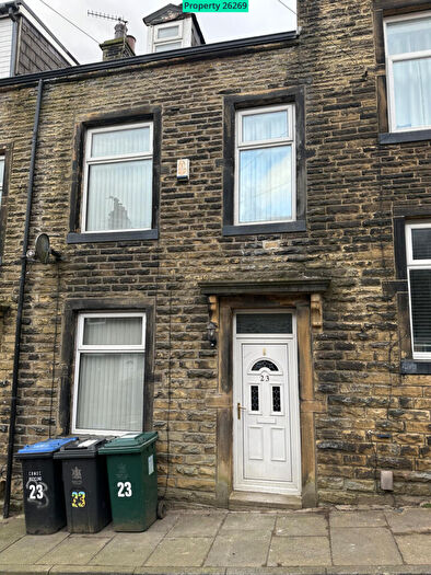 3 Bedroom Terraced House To Rent In Chapel Street, Denholme, Bradford, BD13