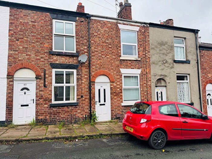 2 Bedroom Terraced House To Rent In Newton Street, Macclesfield, SK11
