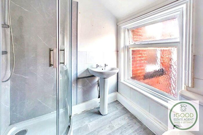 3 Bedroom Terraced House For Sale In Lorne Terrace, Ashbrooke, Sunderland, Tyne And Wear, SR2