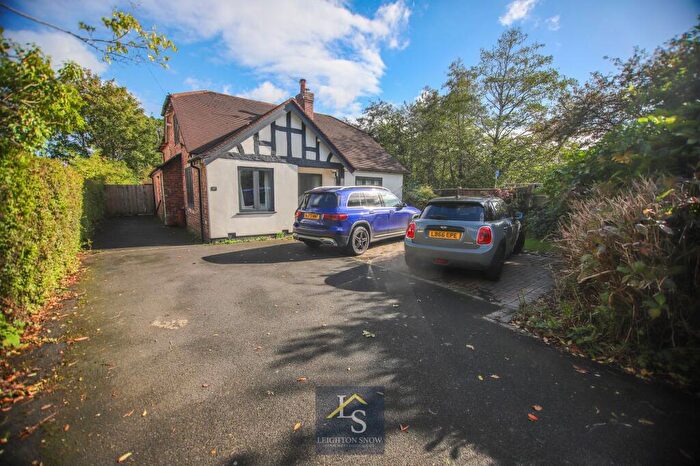 4 Bedroom Detached House For Sale In Hall Moss Lane, Bramhall, SK7