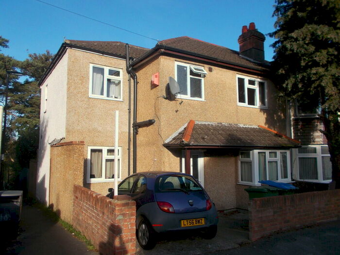 6 Bedroom Terraced House To Rent In Granby Grove, Southampton, SO17