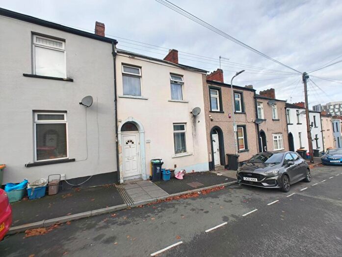 3 Bedroom Terraced House For Sale In Bailey Street, Newport, Gwent, NP20