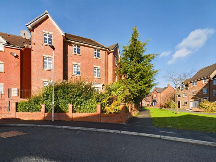 2 Bedroom Apartment To Rent In Gadbury Fold, Atherton, M46