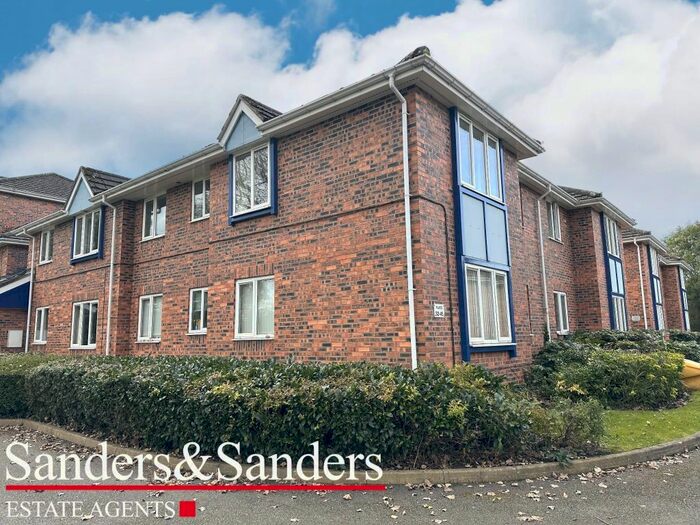 2 Bedroom Property To Rent In Corinthian Court, Alcester, B49