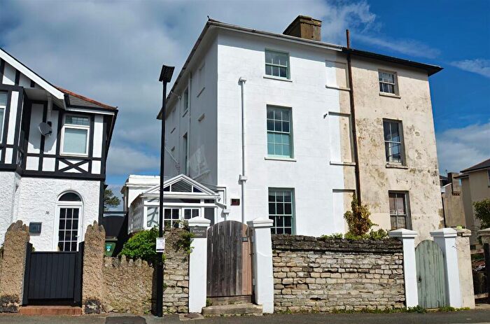 5 Bedroom Semi-Detached House For Sale In Central Ryde, PO33