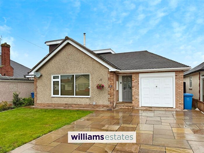 5 Bedroom Bungalow For Sale In Highlands Road, Rhuddlan, Rhyl, LL18