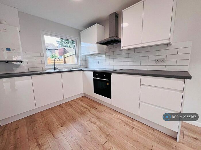 2 Bedroom Terraced House To Rent In South Holme Court, Northampton, NN3