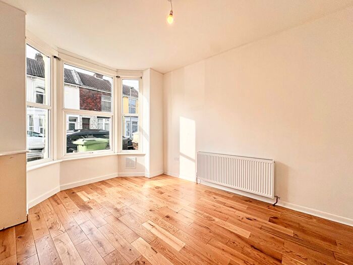 3 Bedroom Property To Rent In Ernest Road, Portsmouth, PO1