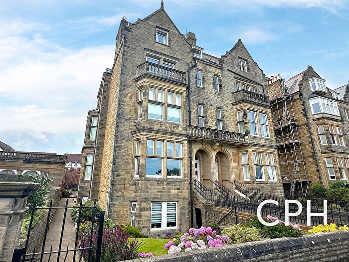 2 Bedroom Flat For Sale In First Floor Flat, Esplanade, Scarborough, YO11