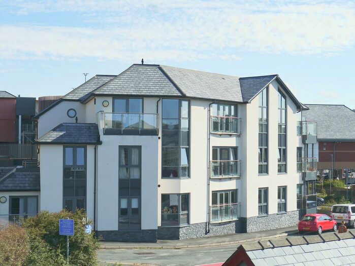 1 Bedroom Flat To Rent In Riverside Terrace, Aberystwyth, SY23