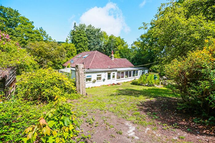 4 Bedroom Detached House For Sale In Valley Road, Peacehaven, BN10