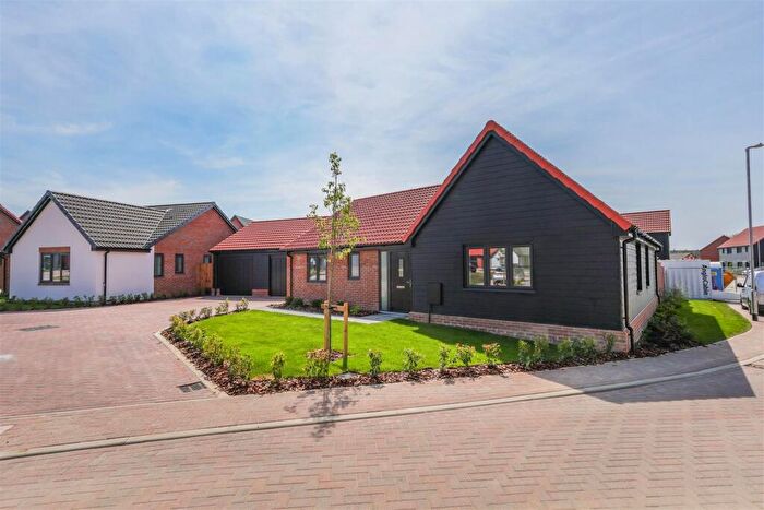 3 Bedroom Detached Bungalow For Sale In Castell Road, Bacton, Stowmarket, IP14