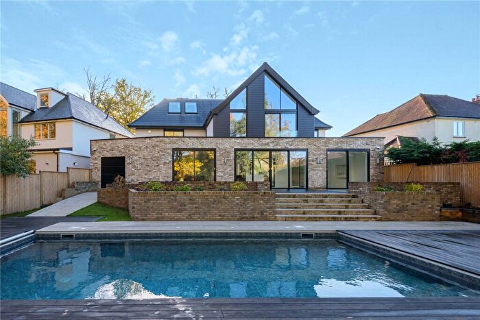 5 Bedroom Detached House To Rent In Heathfield, Chislehurst, Kent, BR7