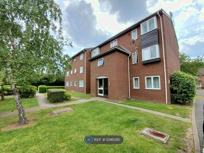 1 Bedroom Flat To Rent In Hounslow, Hounslow TW4