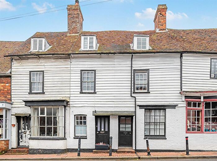 2 Bedroom Property For Sale In High Street, Rotherfield, Crowborough, TN6