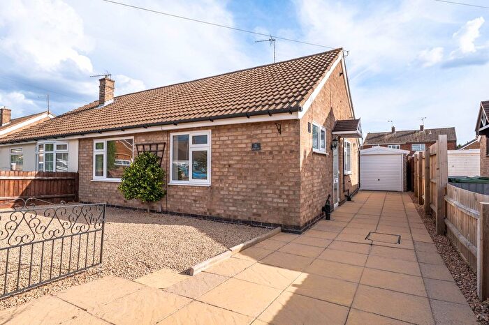 2 Bedroom Semi-Detached Bungalow For Sale In Keswick Close, Birstall, LE4