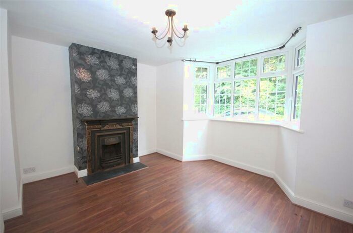 2 Bedroom Apartment To Rent In Derby Lodge, East End Road, London, N3