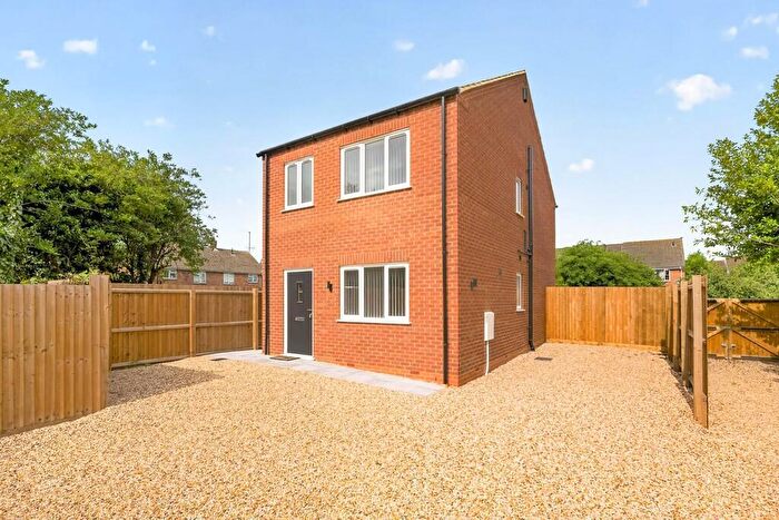 3 Bedroom Detached House For Sale In Tinkers Drove, Wisbech, Cambs, PE13