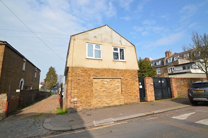 2 Bedroom Detached House For Sale In Burrage Place, Woolwich, SE18