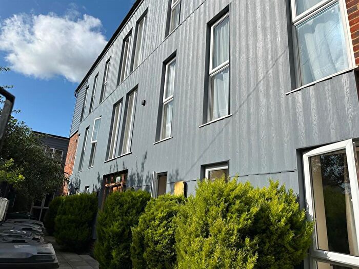 1 Bedroom House To Rent In Upper Stone Street, Maidstone, ME15