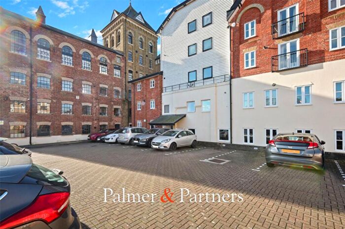1 Bedroom Apartment For Sale In East Street, Colchester, Essex, CO1