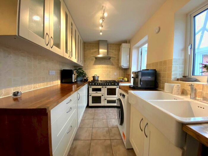 2 Bedroom End Of Terrace House To Rent In Wallace Mews, Eaton Bray, LU6