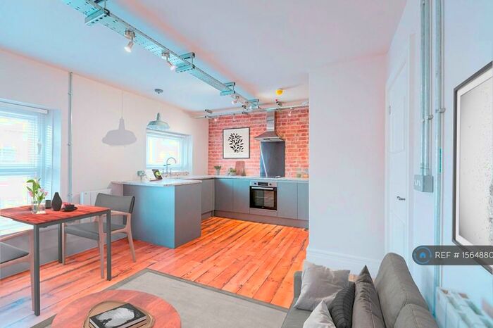 1 Bedroom Flat To Rent In Bridge Street, Newport, NP20