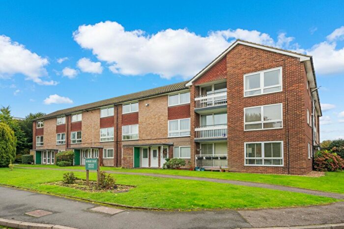 2 Bedroom Apartment To Rent In Banbury Court, Grange Road, Sutton, SM2