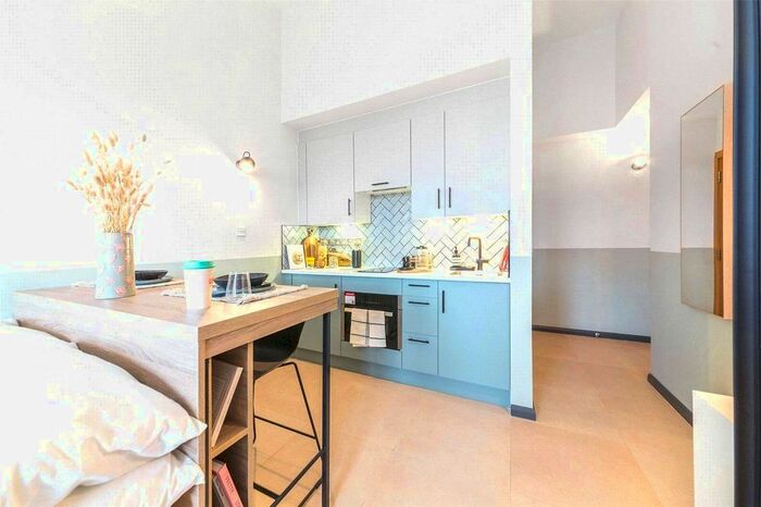 Studio To Rent In Uncle Stockwell, Courland Grove, London, SW8