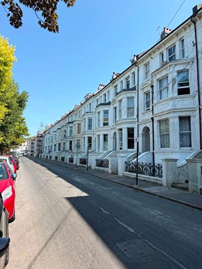 2 Bedroom Flat For Sale In Walpole Terrace, Brighton, BN2
