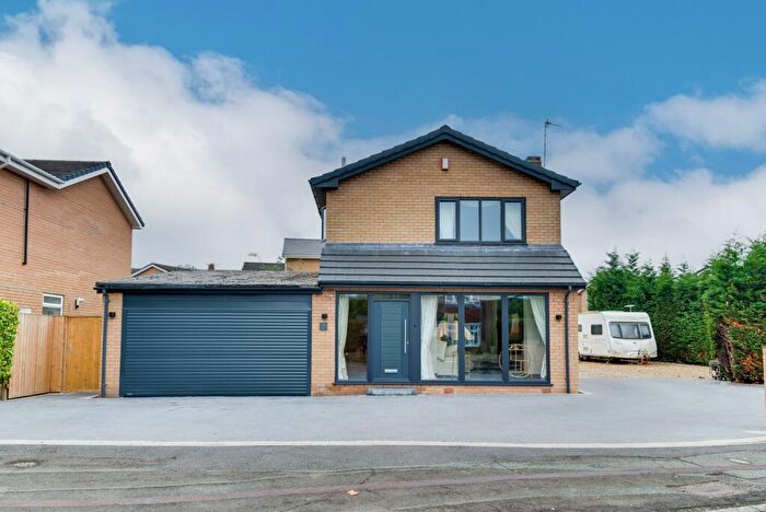 3 Bedroom Detached House For Sale In Malhamdale Road, Congleton, CW12