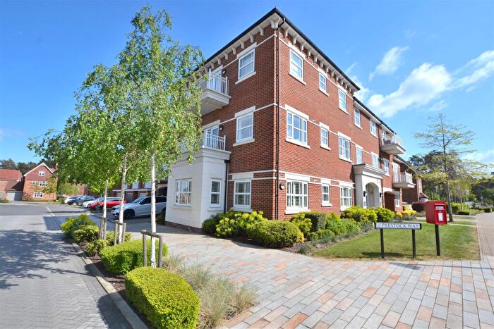 2 Bedroom Apartment For Sale In Copper Beach House, Pyestock Way Fleet, GU51
