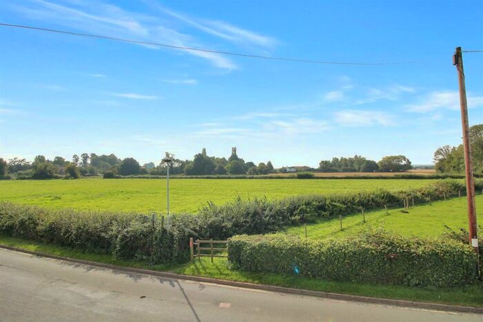 3 Bedroom End Of Terrace House For Sale In Nanny Lane, Church Fenton, Tadcaster, LS24