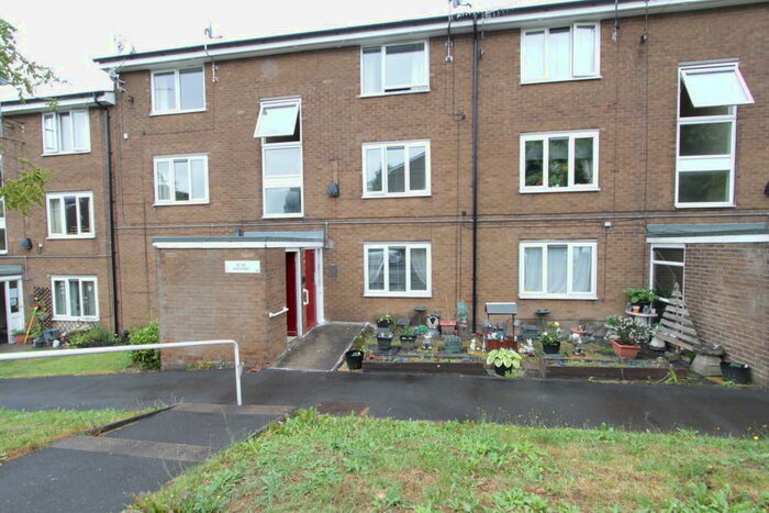 1 Bedroom Apartment To Rent In Binstead Road, S5