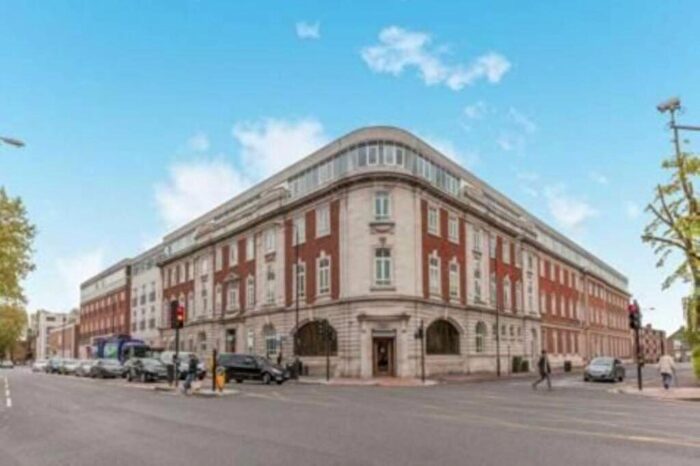 1 Bedroom Flat To Rent In The Quadrangle House, Stratford, E15