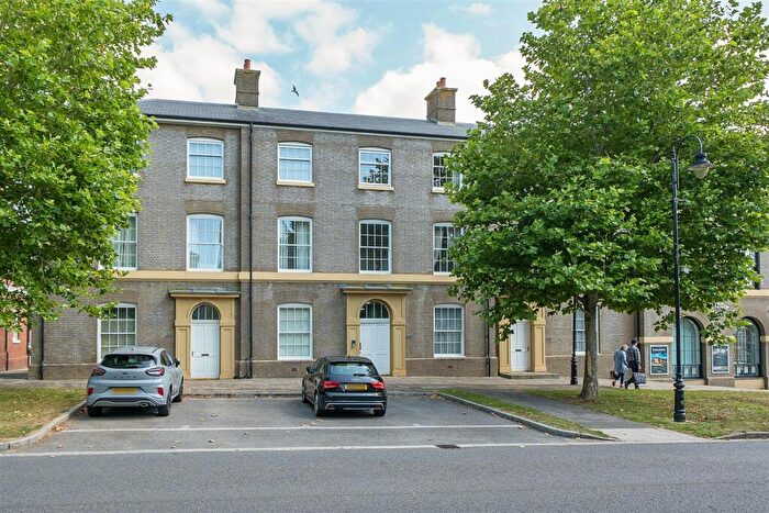 2 Bedroom Apartment For Sale In Peverell Avenue East, Poundbury, Dorchester, DT1