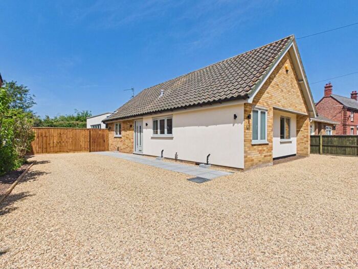 3 Bedroom Detached Bungalow For Sale In Sutton Road, Terrington St Clement, King's Lynn, PE34