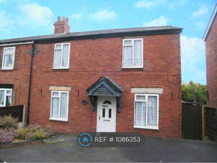 3 Bedroom Semi-Detached House To Rent In White City Road, Brierley Hill DY5