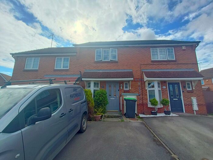 2 Bedroom Town House To Rent In Fisher Close, Sutton-In-Ashfield, NG17