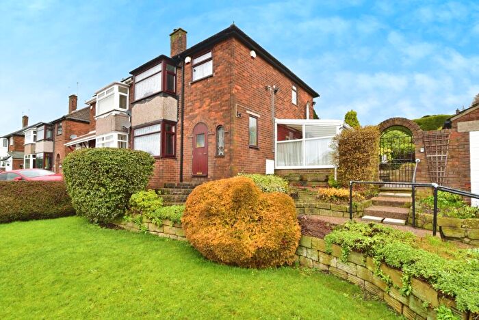 3 Bedroom Semi-Detached House For Sale In Woodhouse Road, Sheffield, South Yorkshire, S12