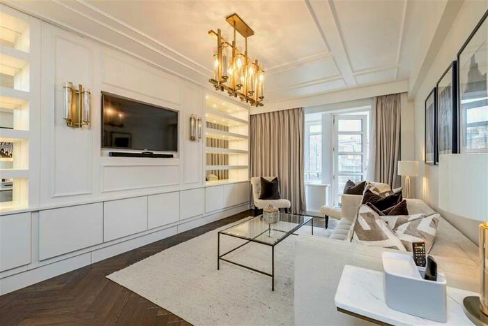 2 Bedroom Flat To Rent In Portsea Place, London, W2