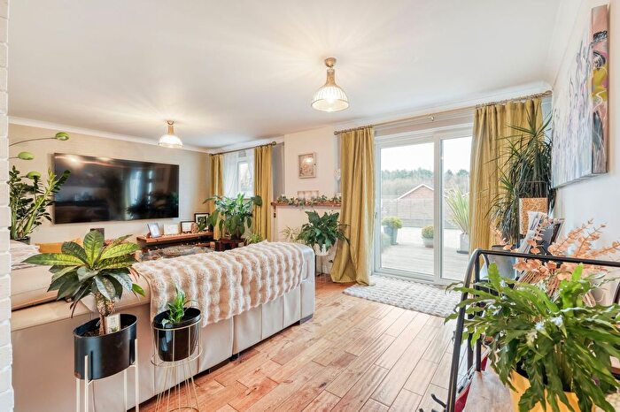 4 Bedroom Detached House For Sale In Marshfield Close, Church Hill North, Redditch, B98