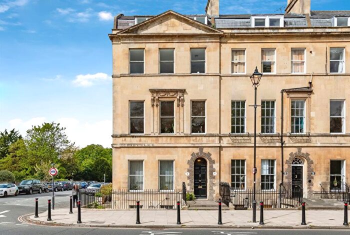1 Bedroom Flat For Sale In Sydney Place, Bath, BA2