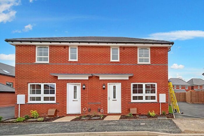 3 Bedroom Semi-Detached House To Rent In Campbell Drive, Upper Lighthorne, Leamington Spa, Warwickshire, CV33