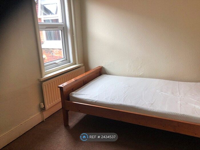 2 Bedroom Flat To Rent In Fitzhugh House, Southampton, SO15