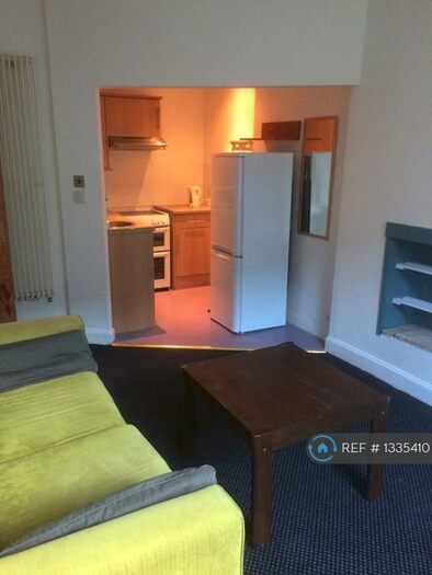 1 Bedroom Flat To Rent In Watson Crescent, Edinburgh, EH11