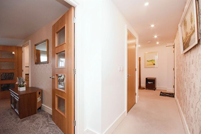 1 Bedroom Flat For Sale In Chinnerys Court, Braintree, CM7