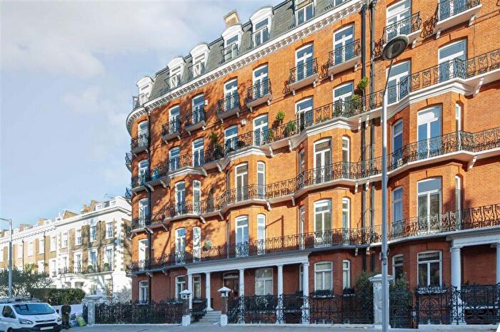 5 Bedroom Flat To Rent In Drayton Gardens, South Kensington, SW10