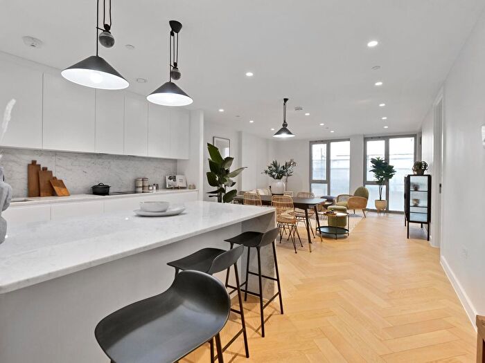 2 Bedroom Flat To Rent In Parkhaus, Mapple Path, London, E5